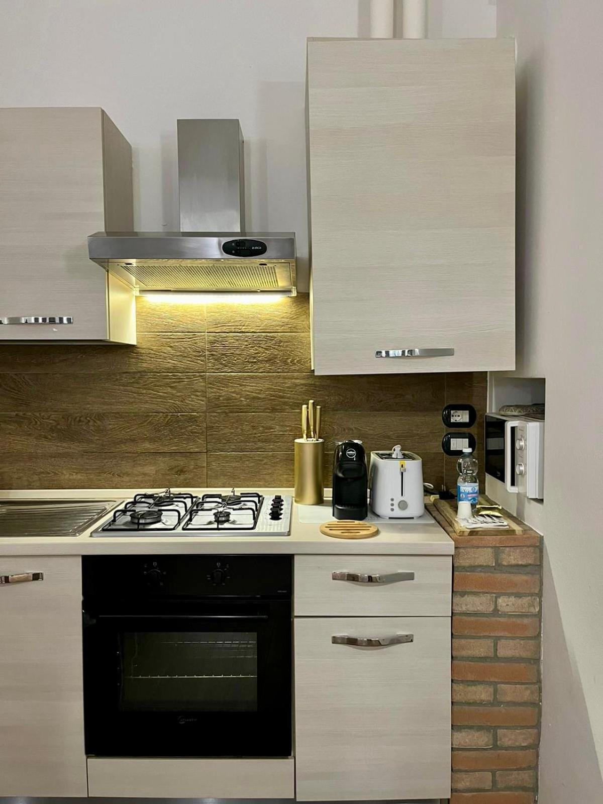 דירות מאנטובה Residenza Corrado By Almanova Residenze מראה חיצוני תמונה